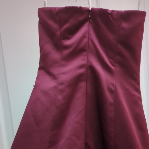 Burgundy Formal Size 4 Dress - Picture 2 of 3